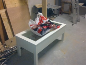 salontafel met modeltrein